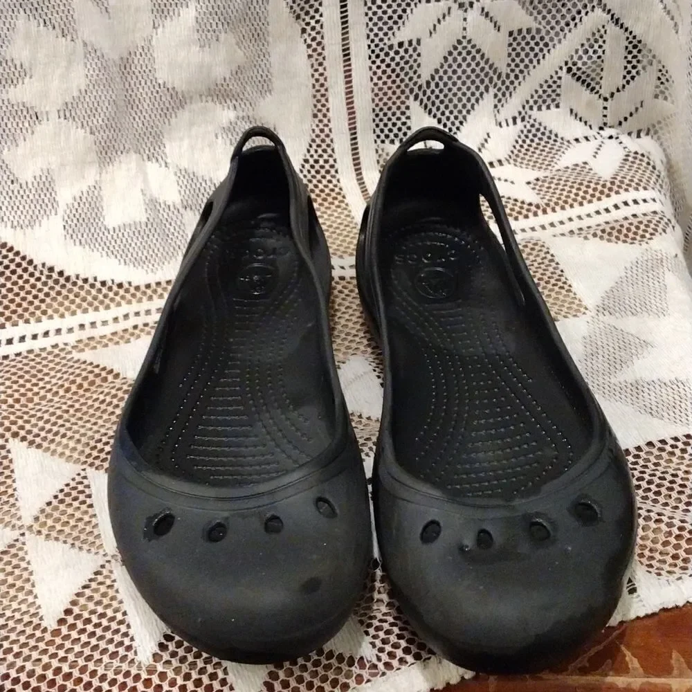 Crocs - Picture 1 of 6